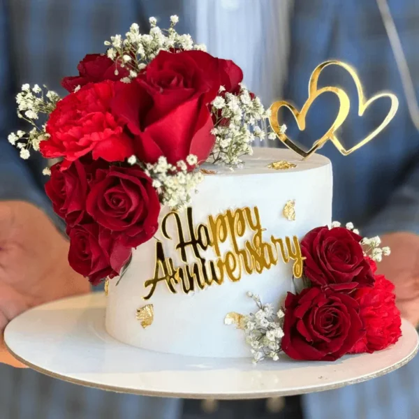 Red Roses Anniversary Cake